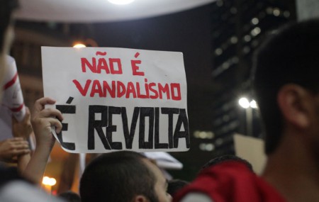 Sérgio Lessa: Quem é o vândalo?